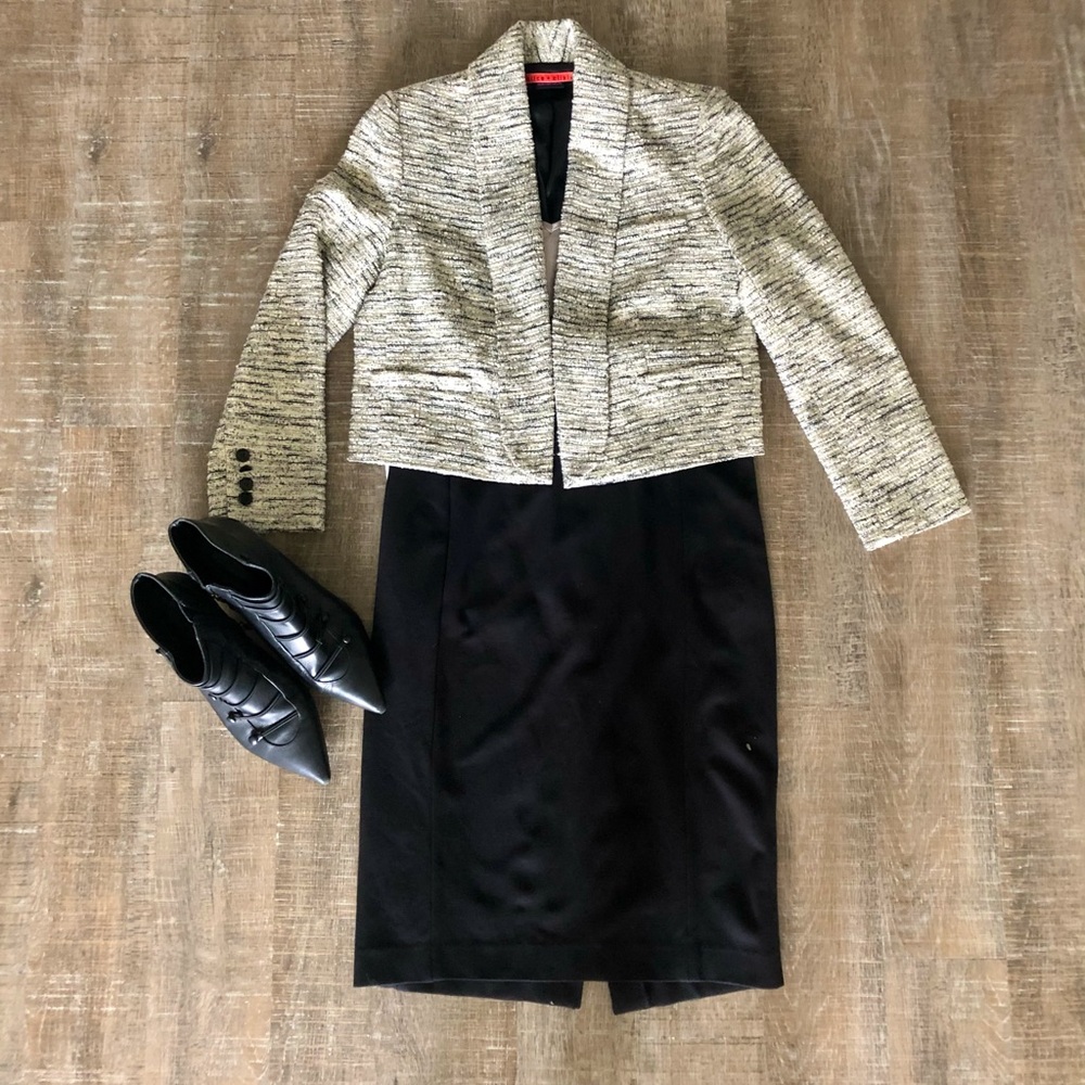 Alice & Olivia gold tweed crop blazer Sz S